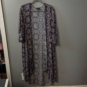 Torrid Celestial Print‎ in Navy and Blush Pink Kimono